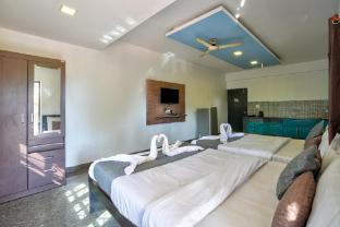 beach edge calangute