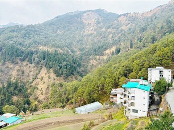 hotel pranav resort nainital
