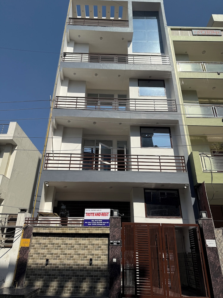 hotel taste and rest