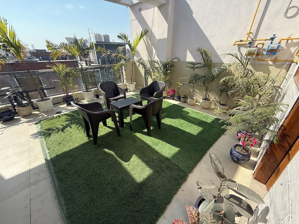 hotel taste and rest