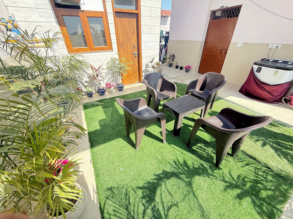 hotel taste and rest