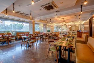 w hotel shamshabad hyderabad airport