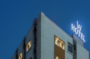 w hotel shamshabad hyderabad airport