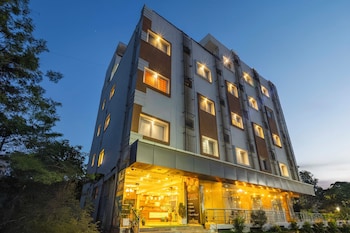 w hotel shamshabad hyderabad airport