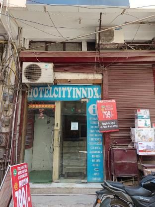 hotel city near new delhi railway station