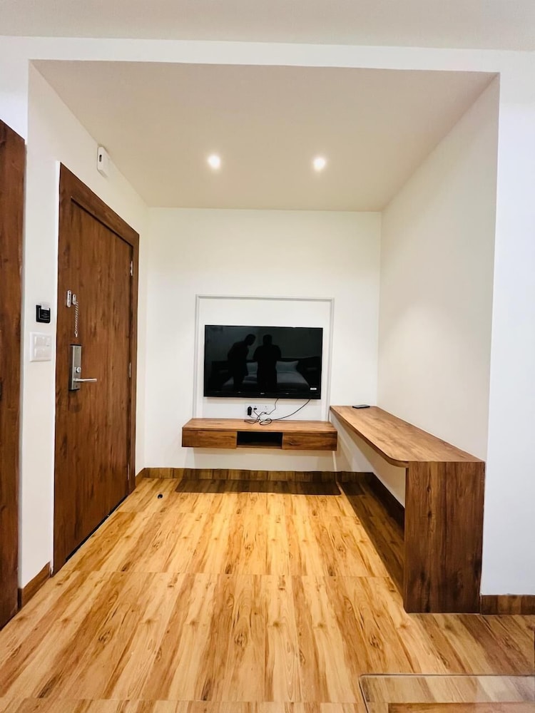 basotel hotel indore