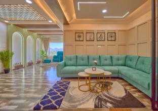 vihanis western clouds by voye homes