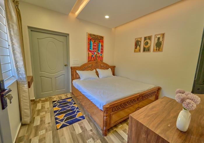 vihanis western clouds by voye homes