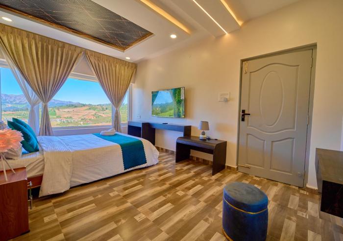 vihanis western clouds by voye homes