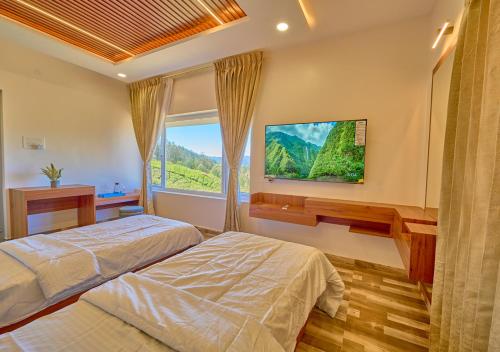 vihanis western clouds by voye homes