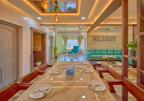 vihanis western clouds by voye homes