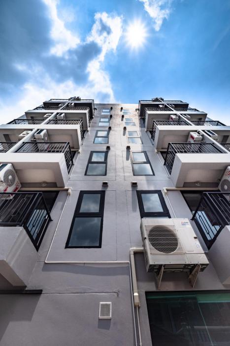 near don mueang hotel