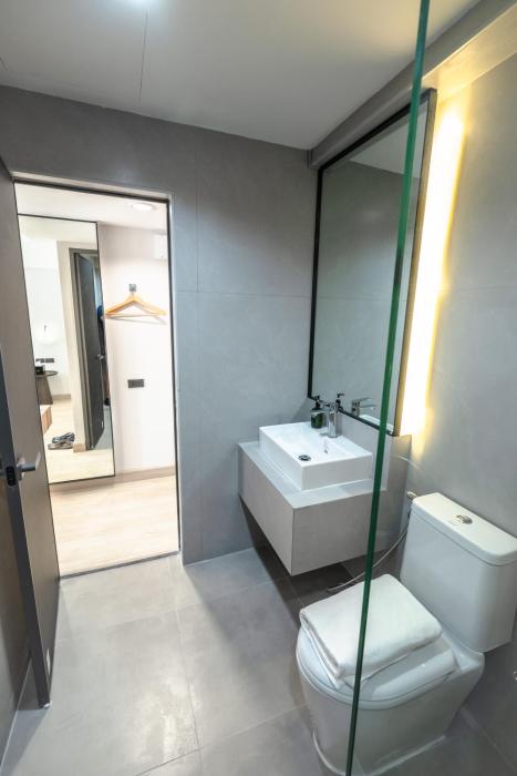 near don mueang hotel