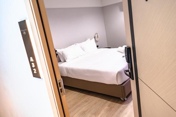 near don mueang hotel