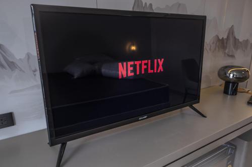 Near Don Mueang Hotel,,3 star