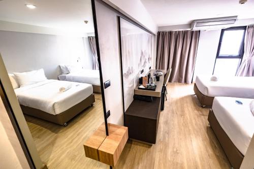 near don mueang hotel