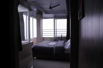 mountain retreat by 360 degree