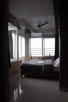 mountain retreat by 360 degree