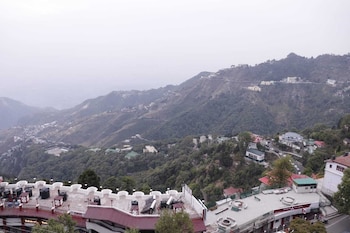 mountain retreat by 360 degree