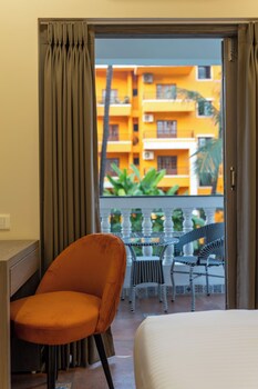 evoke express candolim