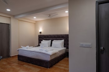 evoke express candolim