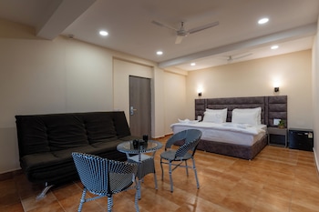 evoke express candolim