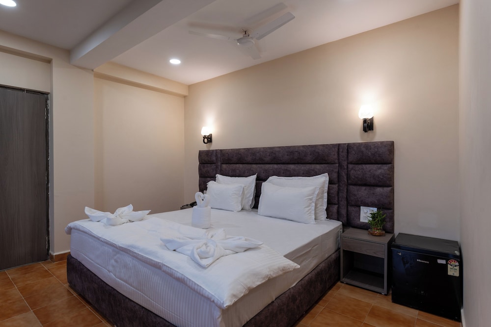 evoke express candolim