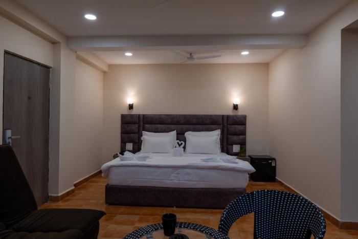 evoke express candolim