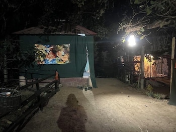 golok riverside retreat