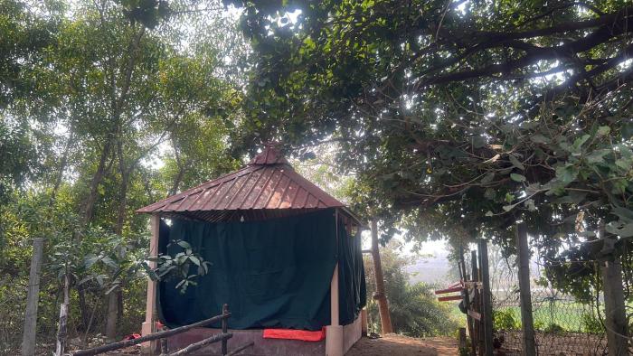 golok riverside retreat