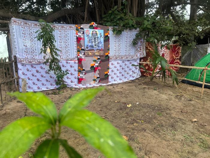 golok riverside retreat