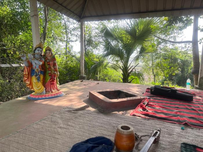 golok riverside retreat