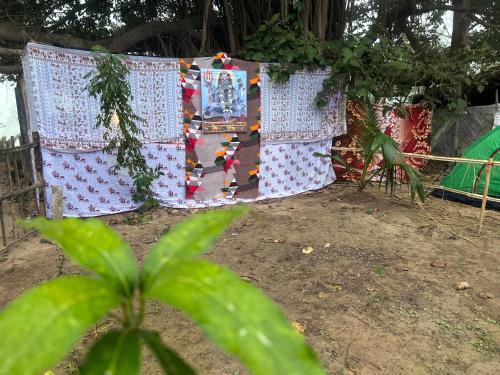 golok riverside retreat