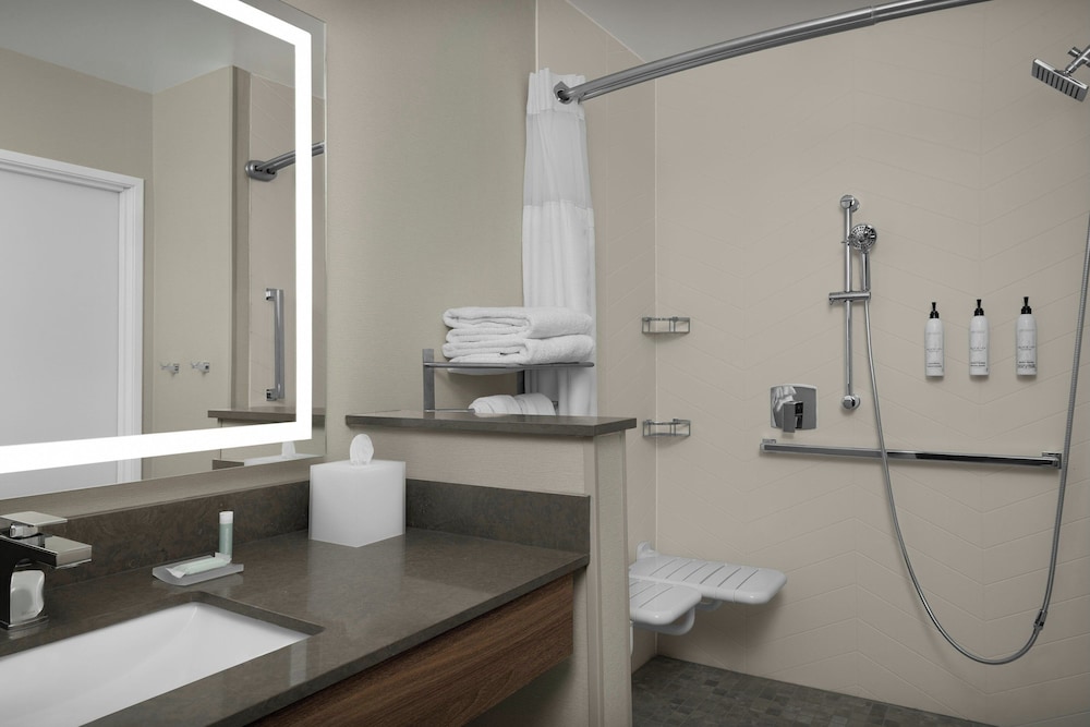 fairfield by marriott inn and suites weldon