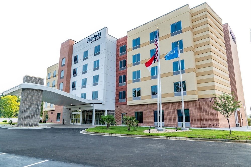 fairfield by marriott inn and suites weldon