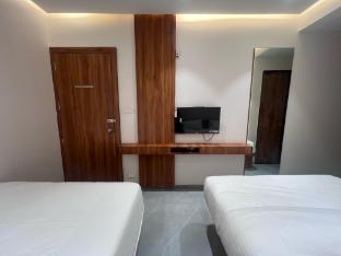 hotel rudraksh