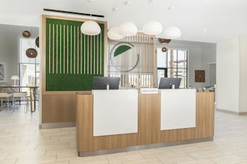 Element Las Vegas Airport,,3 star