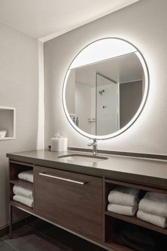courtyard by marriott madison