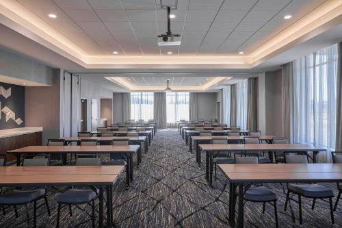 courtyard by marriott madison