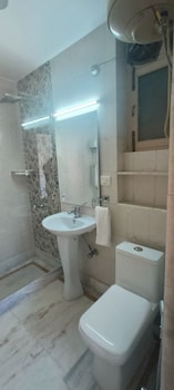 luxury 2 bedrooms apartment