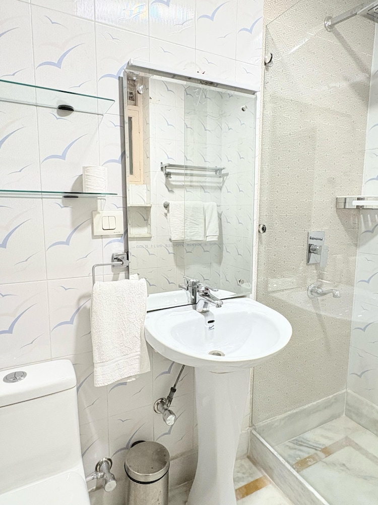 luxury 2 bedrooms apartment