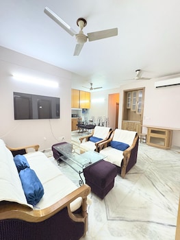 luxury 2 bedrooms apartment