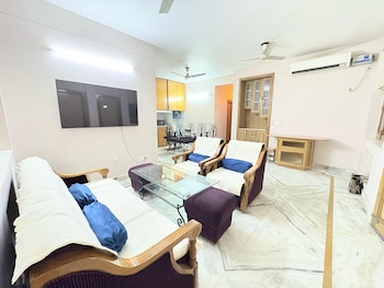 luxury 2 bedrooms apartment