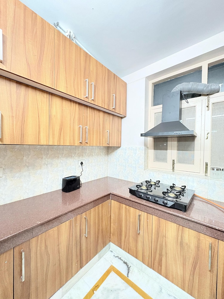 luxury 2 bedrooms apartment