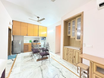 luxury 2 bedrooms apartment