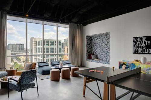 moxy charlotte downtown
