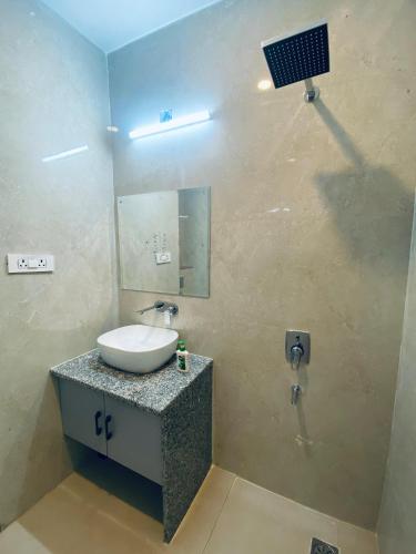 hotel jms grand jaunpur