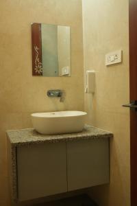 hotel jms grand jaunpur