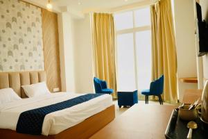 hotel jms grand jaunpur