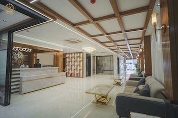 hotel radhika regency